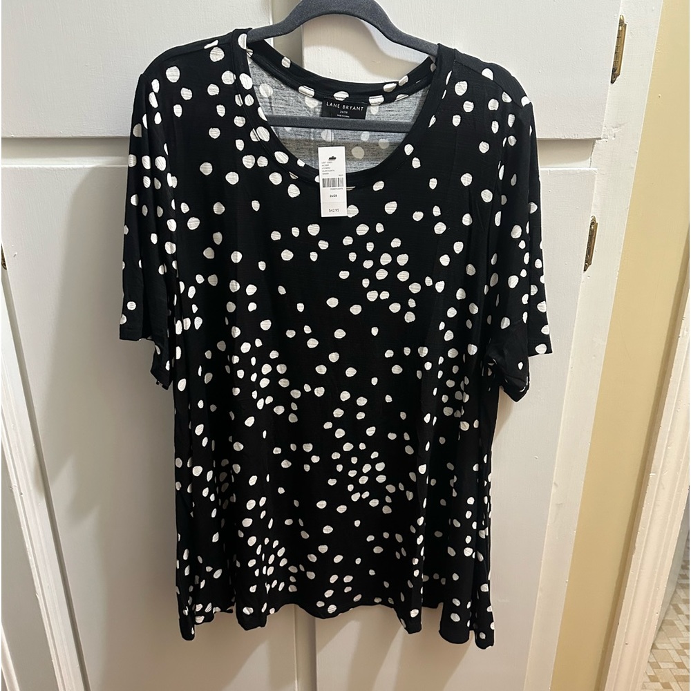 NWT Lane Bryant black & white polka dot ss top